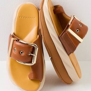 4CCCCEESS Amelie Glow Brown Sandals 39